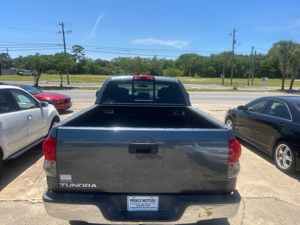 2008 Toyota Tundra Image 2