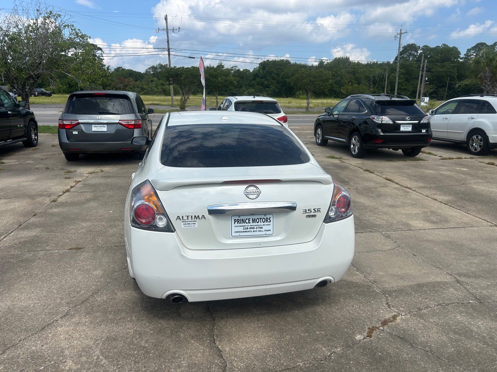 2012 Nissan Altima Image 3