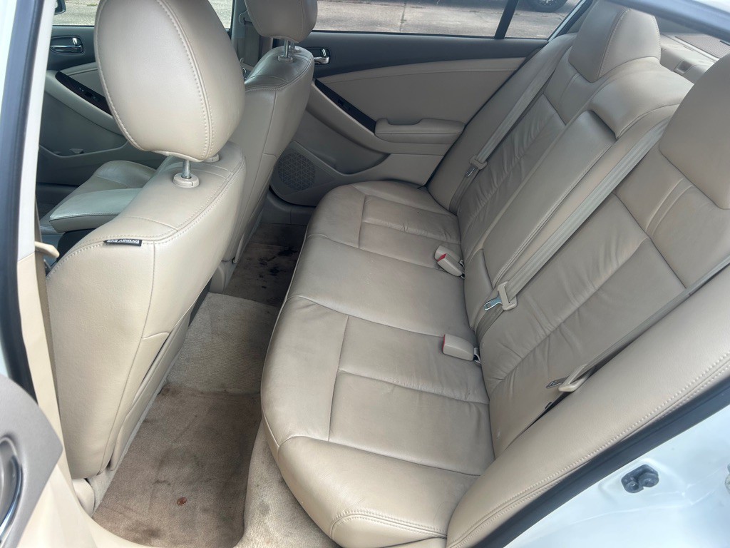 2012 Nissan Altima Image 7