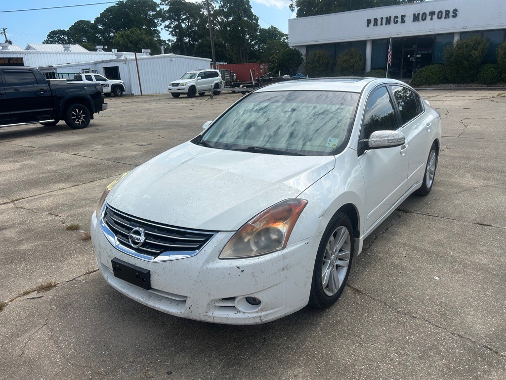 2012 Nissan Altima Image 8