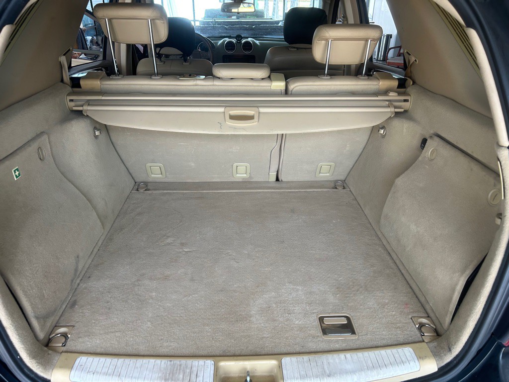 2008 Mercedes-Benz M-Class Image 9