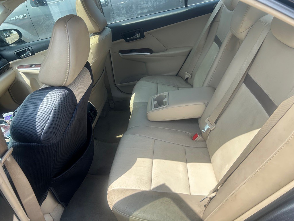 2012 Toyota Camry Image 3