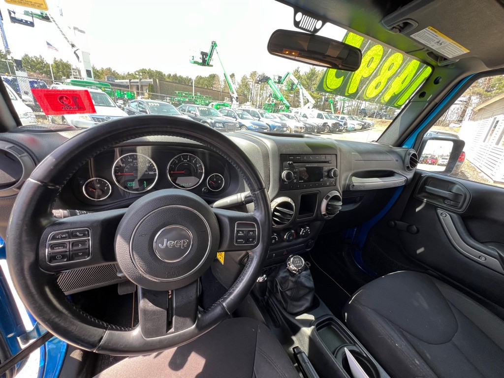 2015 Jeep Wrangler Image 13