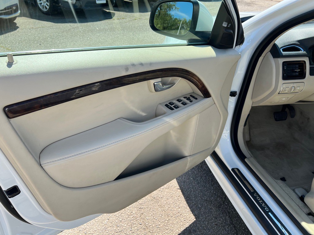 2015 Volvo S80 Image 10