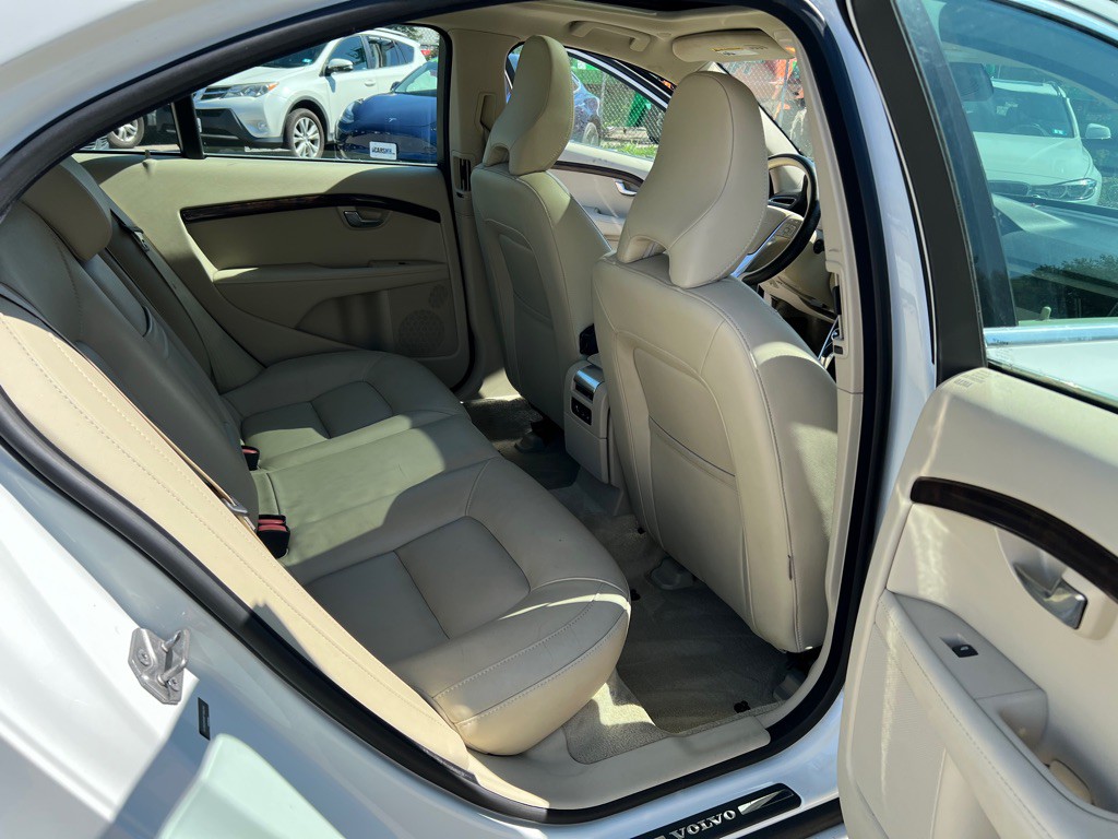 2015 Volvo S80 Image 13