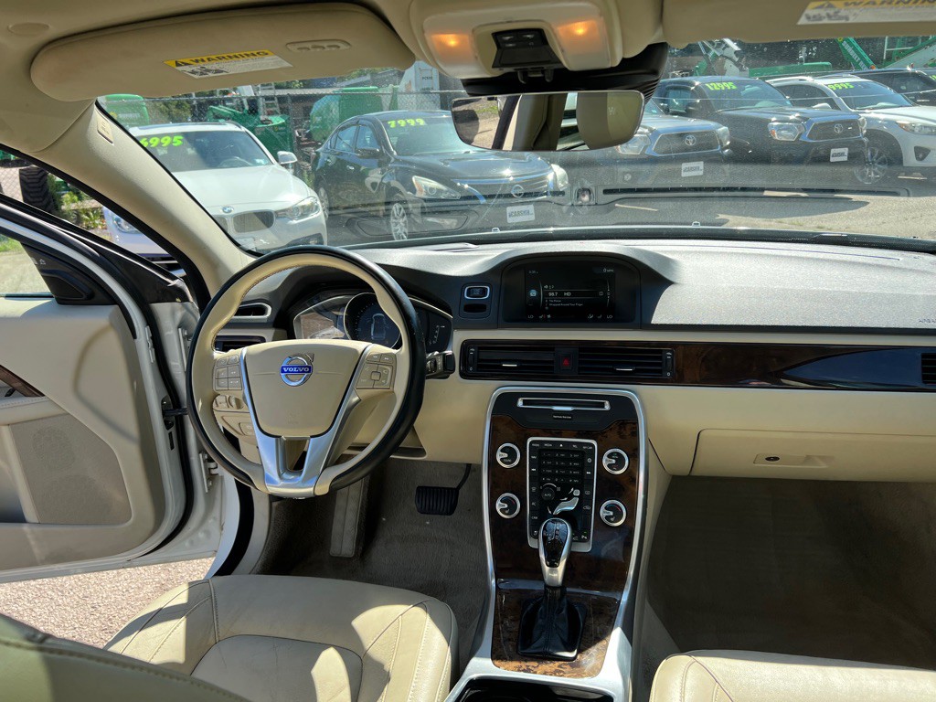 2015 Volvo S80 Image 17