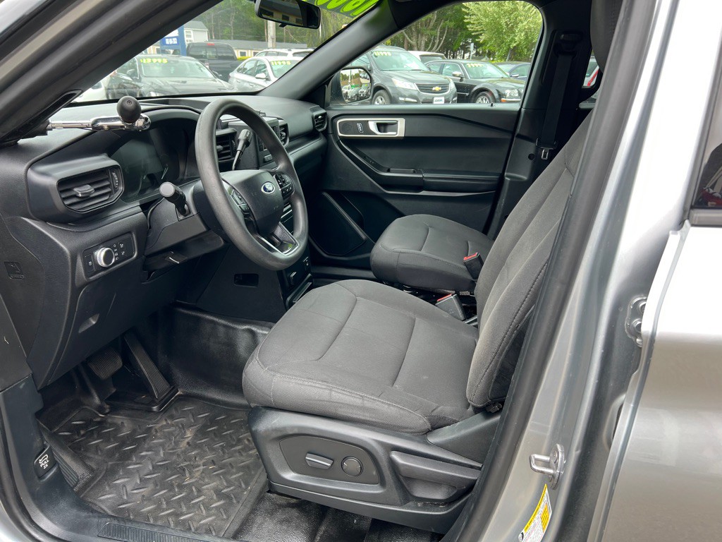 2020 Ford Explorer Image 9
