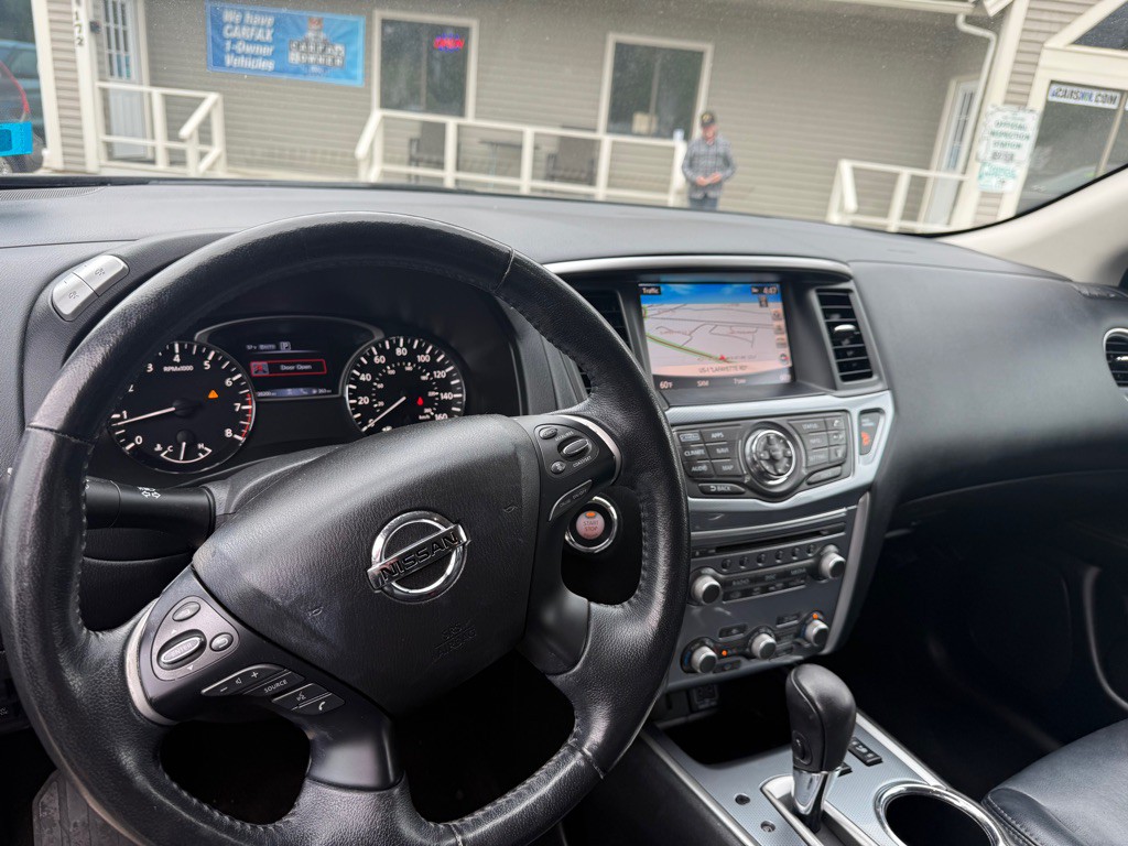 2018 Nissan Pathfinder Image 12