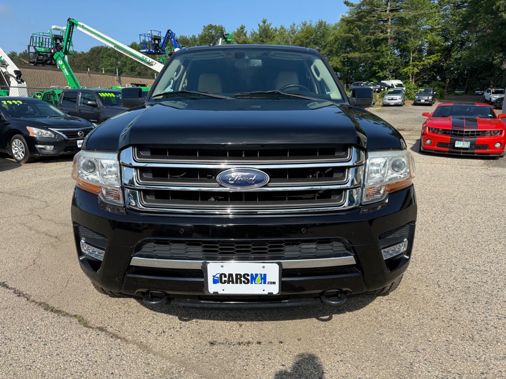 2017 Ford Expedition Image 2