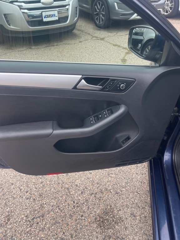 2014 Volkswagen Jetta Image 11