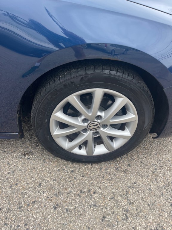 2014 Volkswagen Jetta Image 15