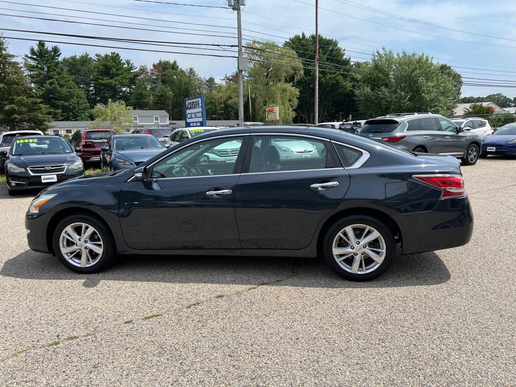 2014 Nissan Altima Image 8
