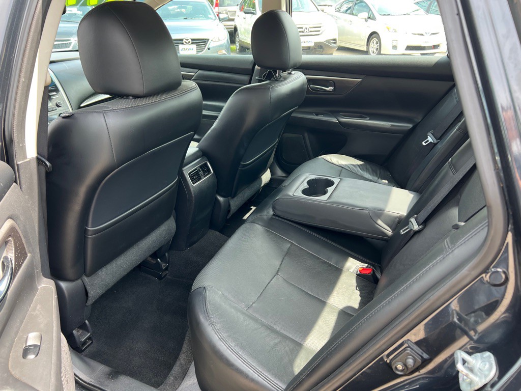 2014 Nissan Altima Image 11