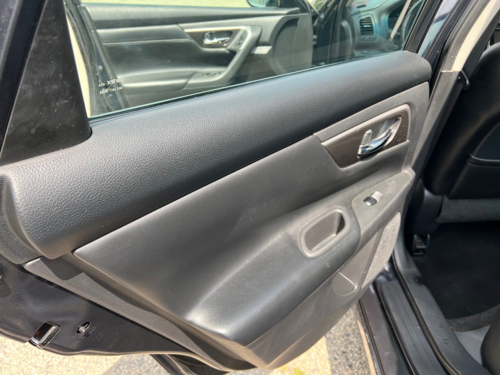 2014 Nissan Altima Image 12