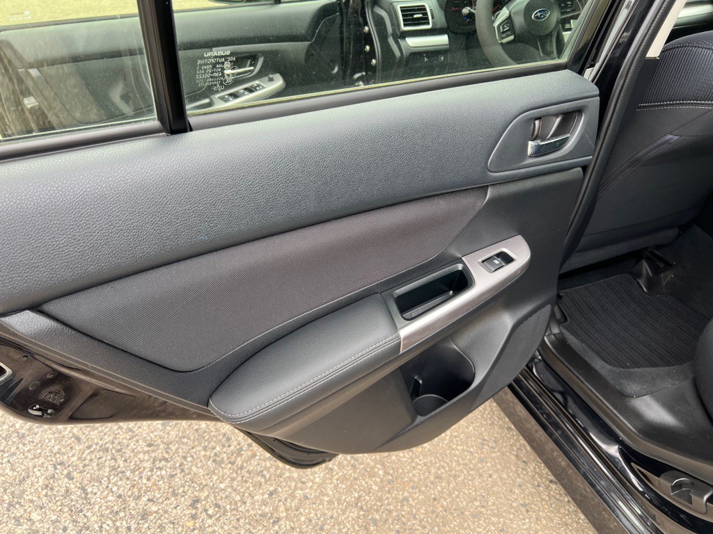 2016 Subaru Impreza Image 12