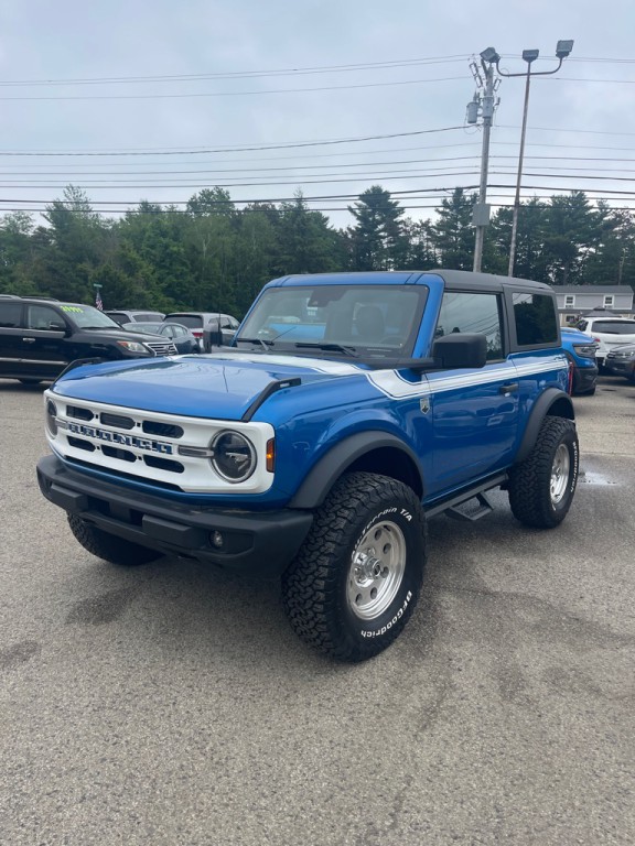 2024 Ford Bronco Image 1