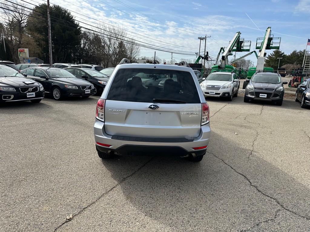 2012 Subaru Forester Image 7