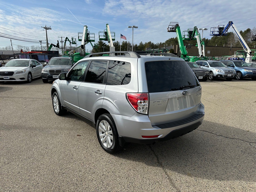 2012 Subaru Forester Image 8