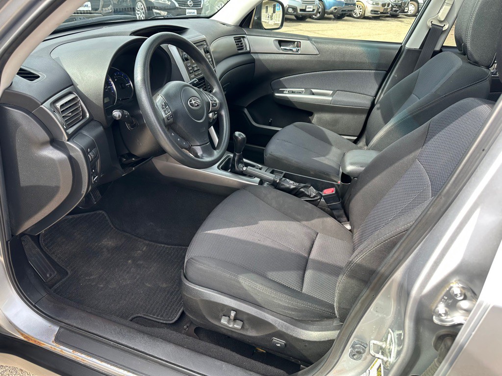 2012 Subaru Forester Image 11