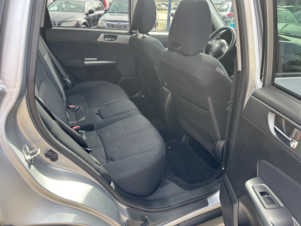 2012 Subaru Forester Image 14