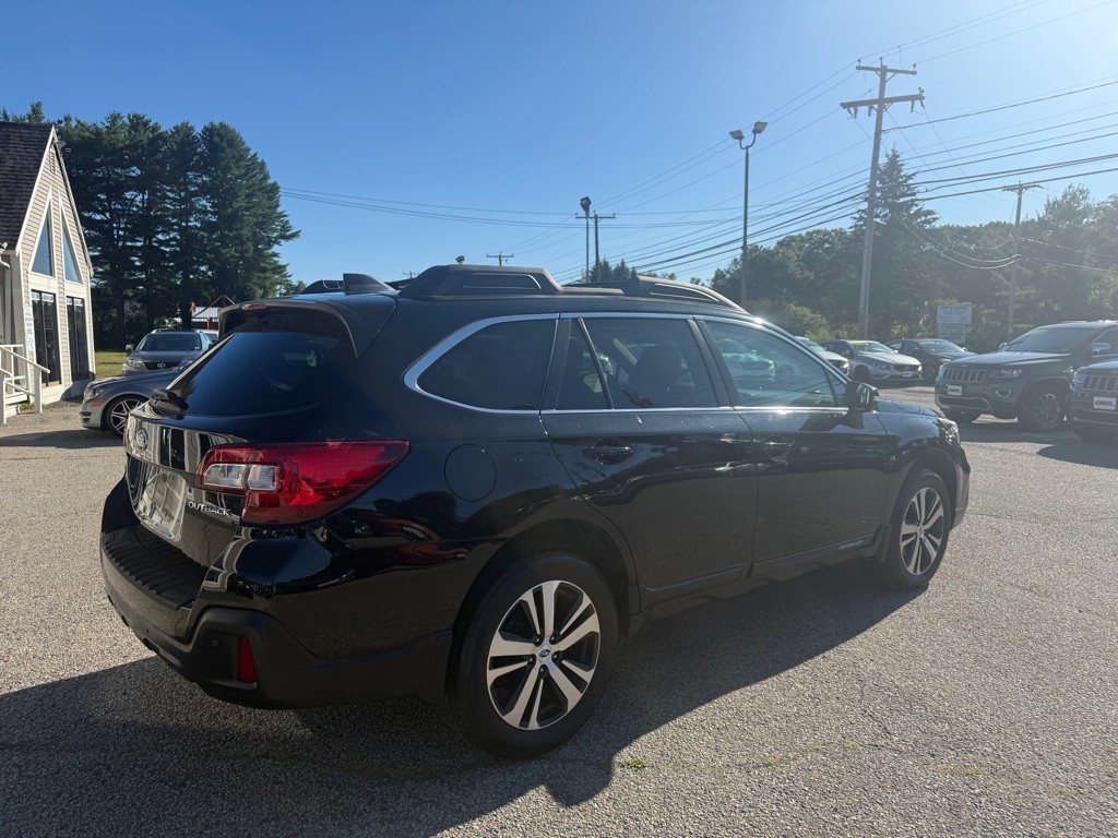 2018 Subaru Outback Image 6