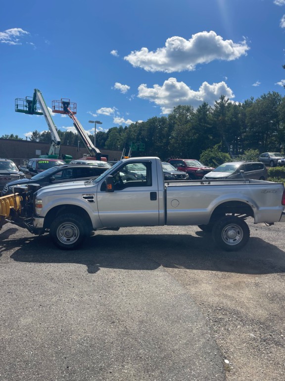 2010 Ford F-350 Image 2