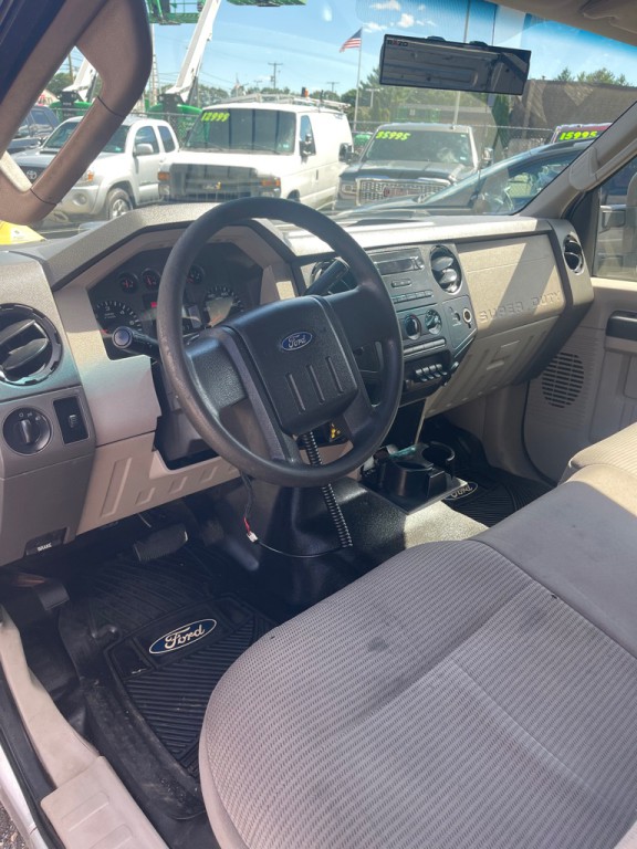 2010 Ford F-350 Image 12
