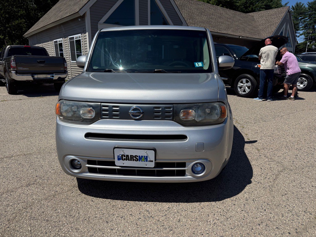 2010 Nissan Cube Image 2