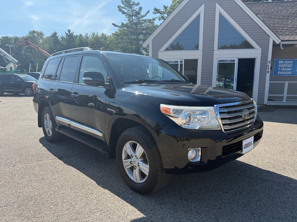 2013 Toyota Land Cruiser Image 3
