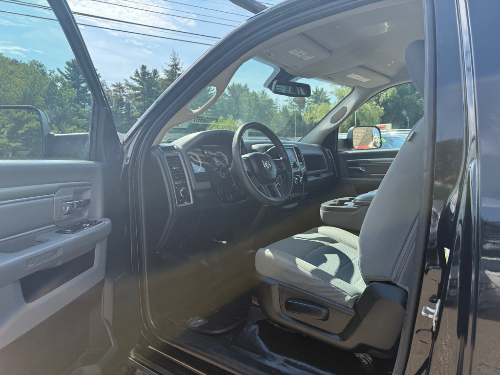 2018 RAM 2500 Image 12