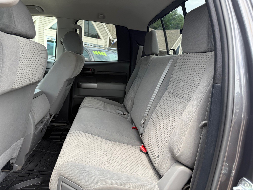 2011 Toyota Tundra Image 11