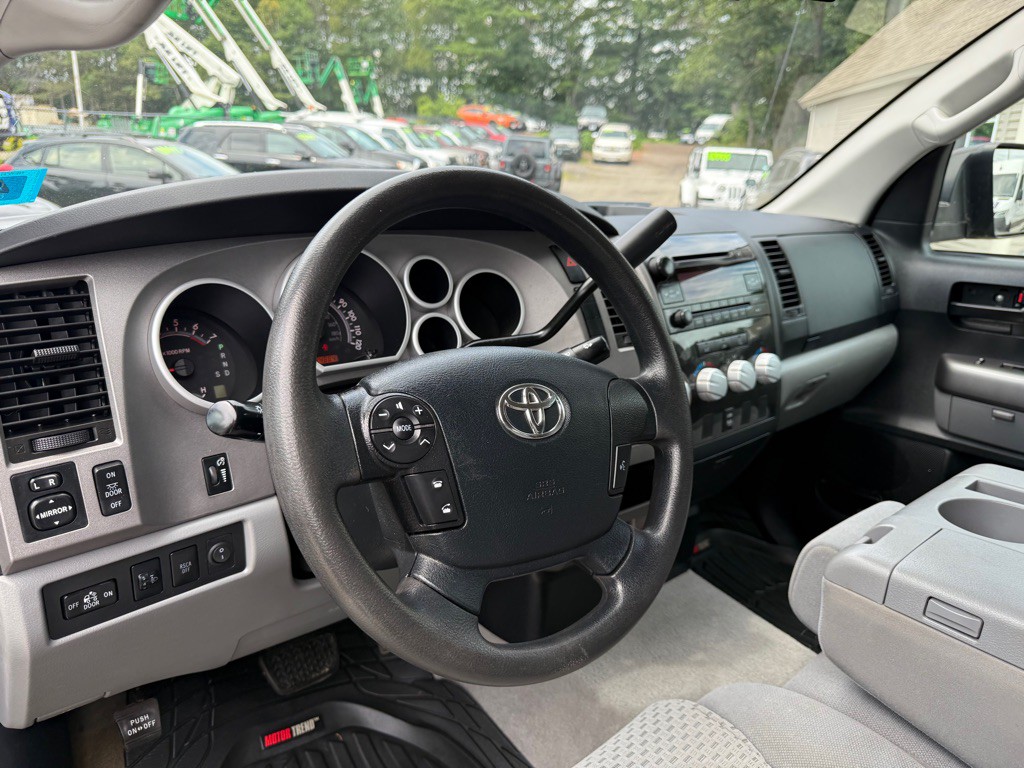 2011 Toyota Tundra Image 13