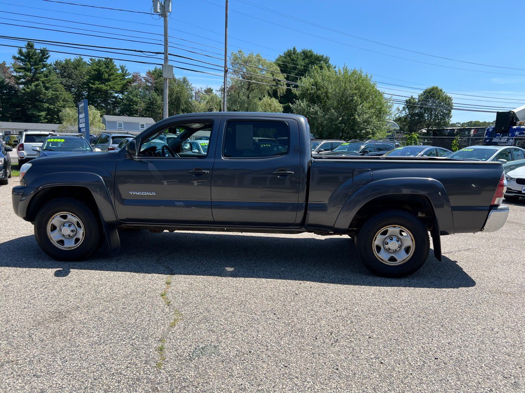 2011 Toyota Tacoma Image 8