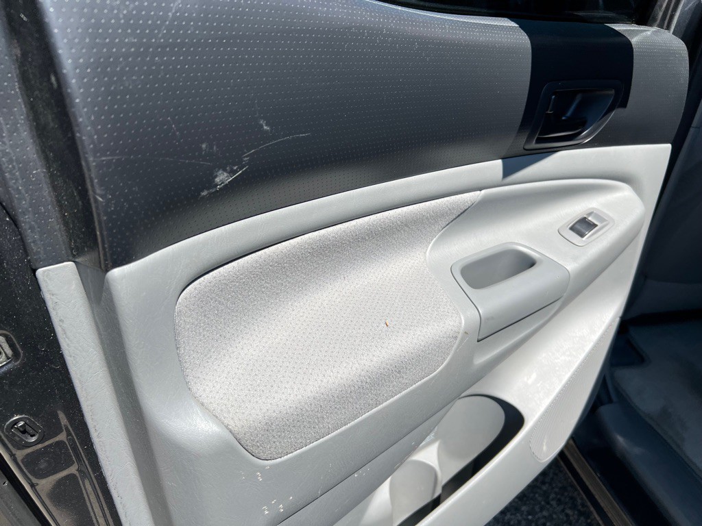2011 Toyota Tacoma Image 12