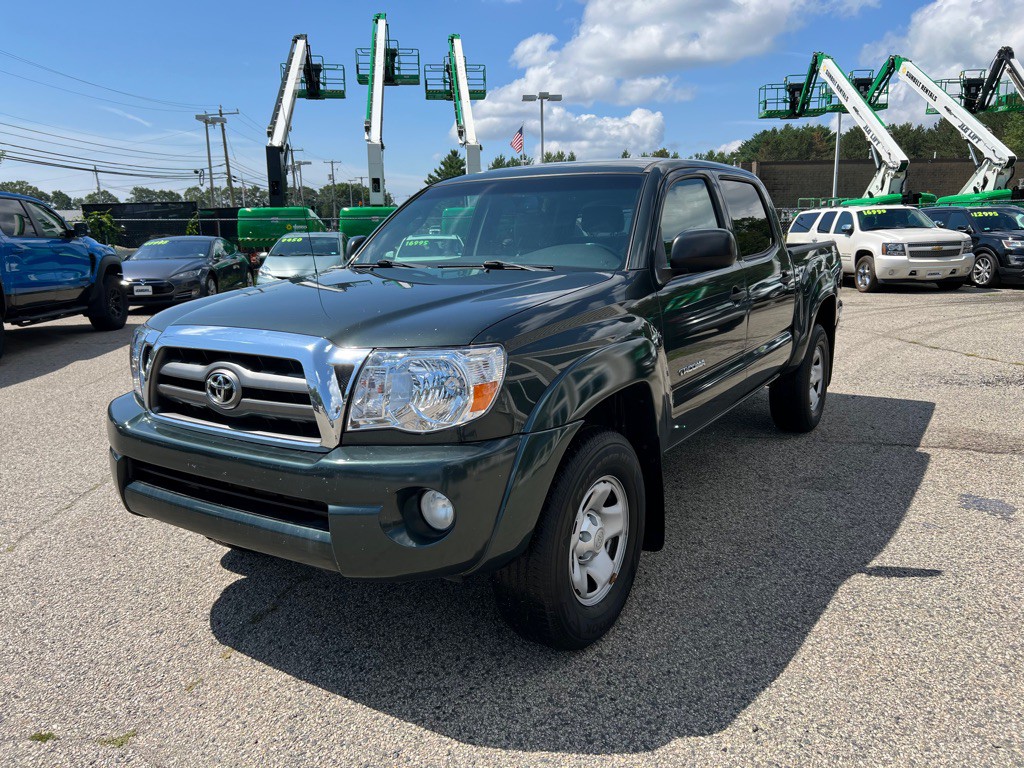 2010 Toyota Tacoma Image 1