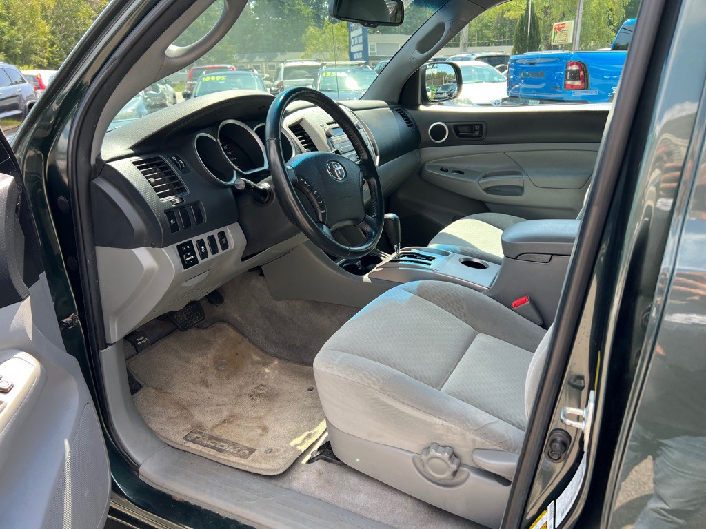 2010 Toyota Tacoma Image 10