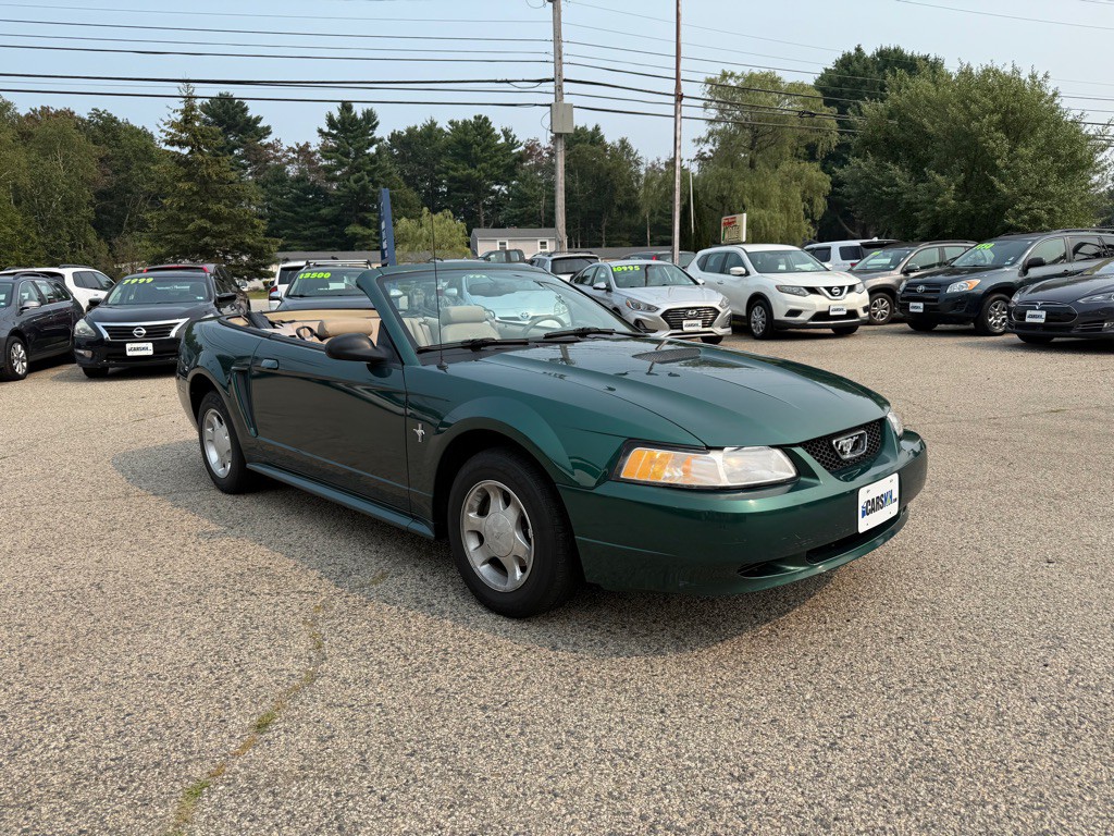 2000 Ford Mustang Image 3