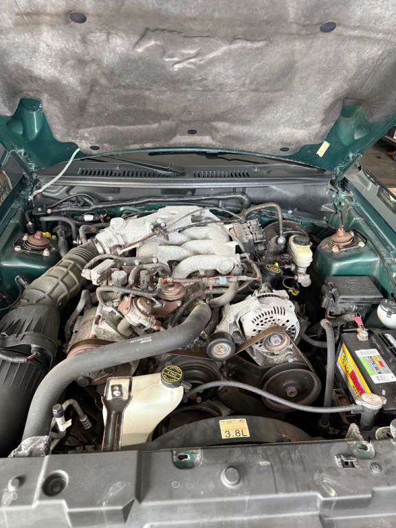 2000 Ford Mustang Image 14