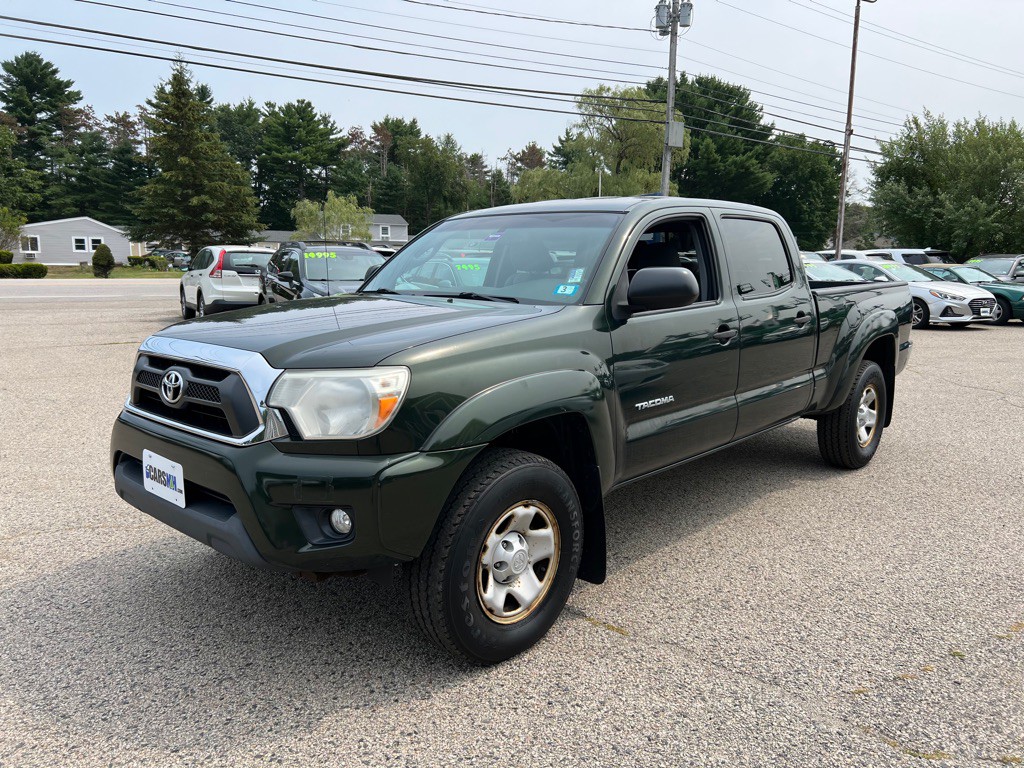2013 Toyota Tacoma Image 1