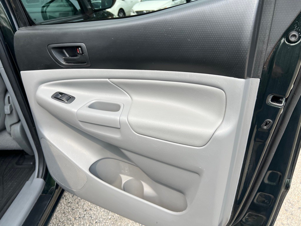 2013 Toyota Tacoma Image 14
