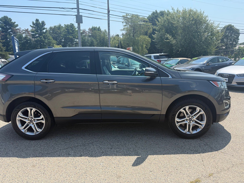 2018 Ford Edge Image 4