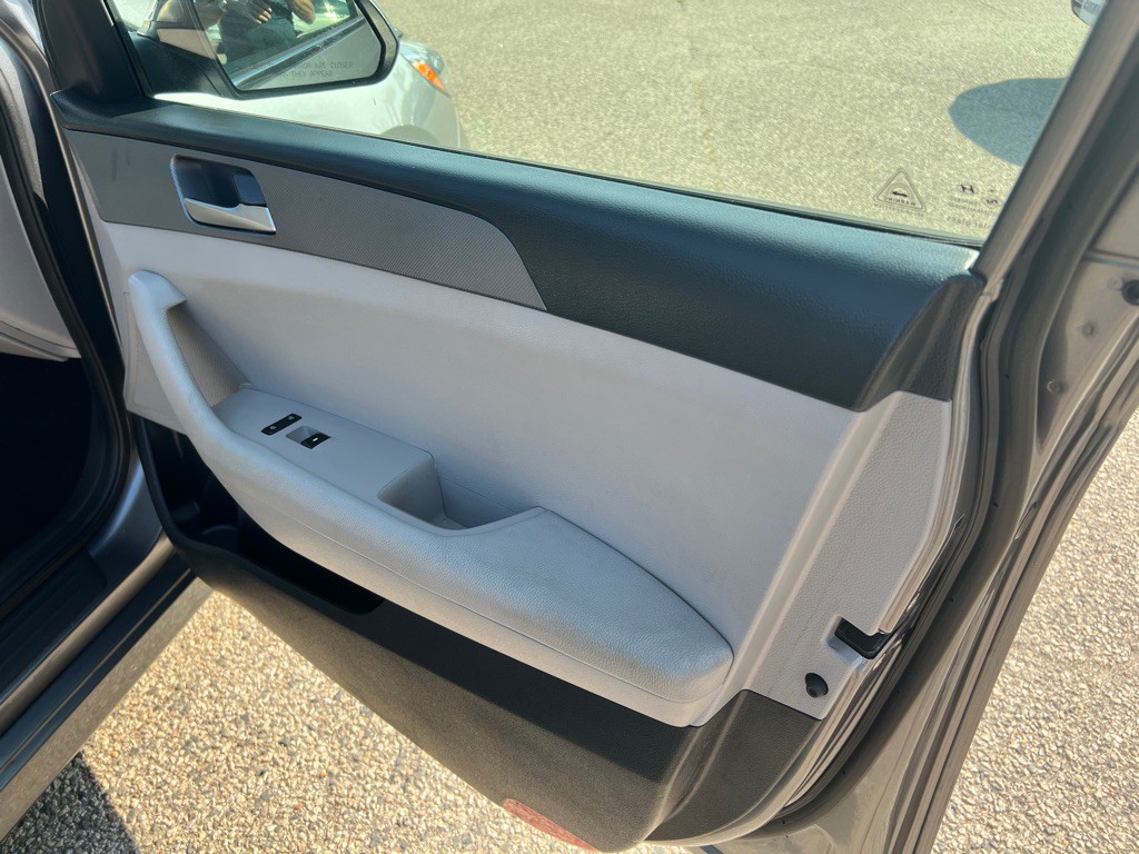 2018 Hyundai Sonata Image 16