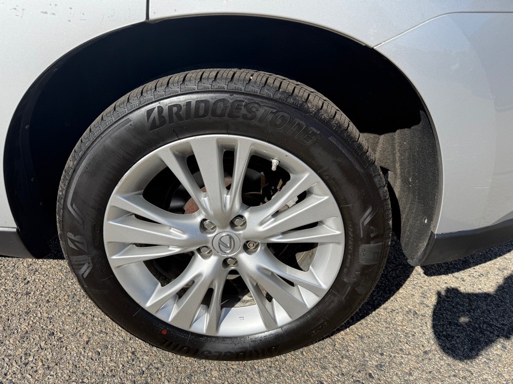 2010 Lexus RX Image 9