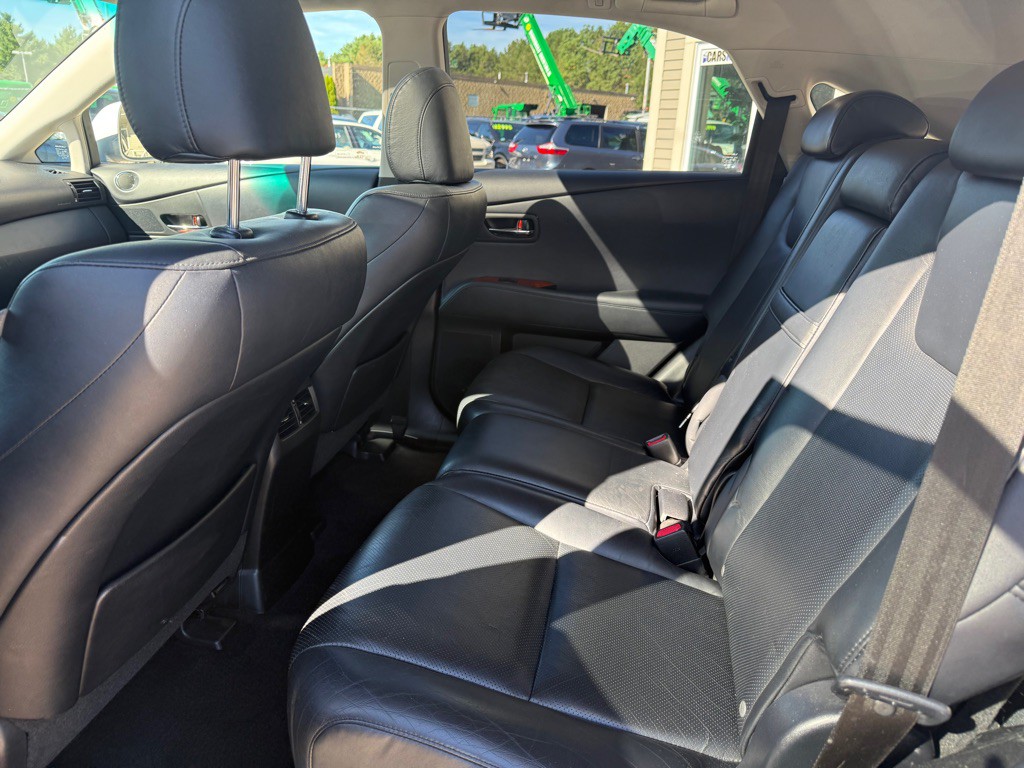 2010 Lexus RX Image 11
