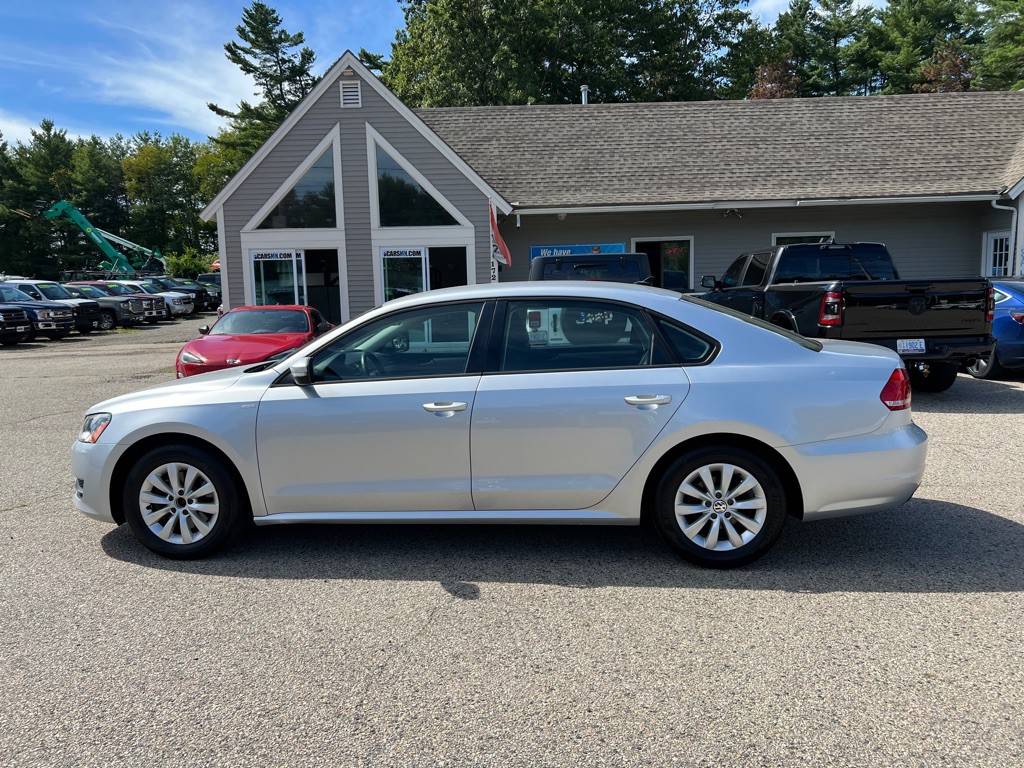2015 Volkswagen Passat Image 8