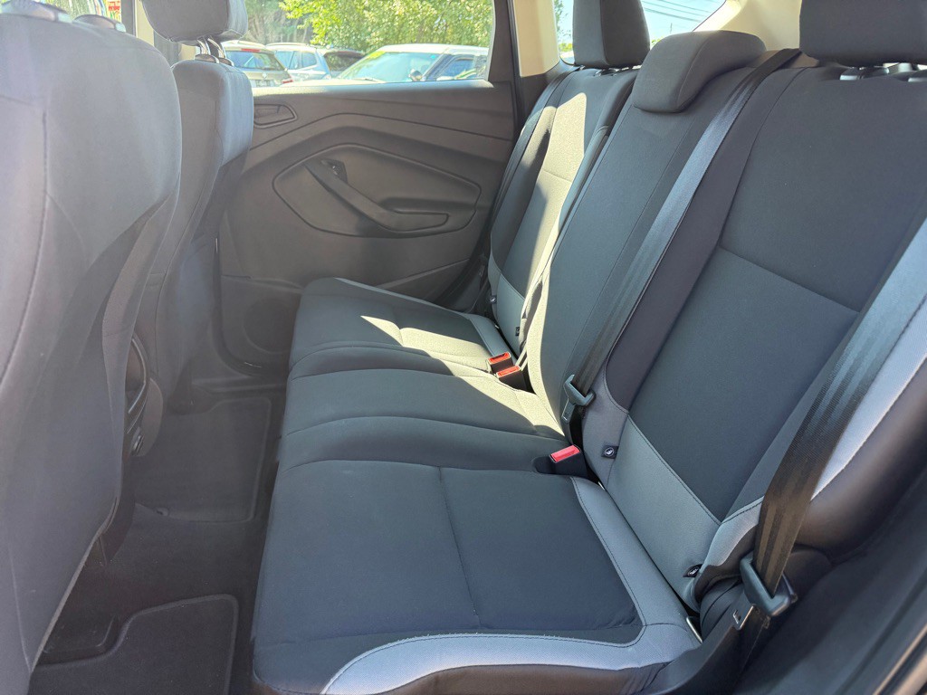 2016 Ford Escape Image 11