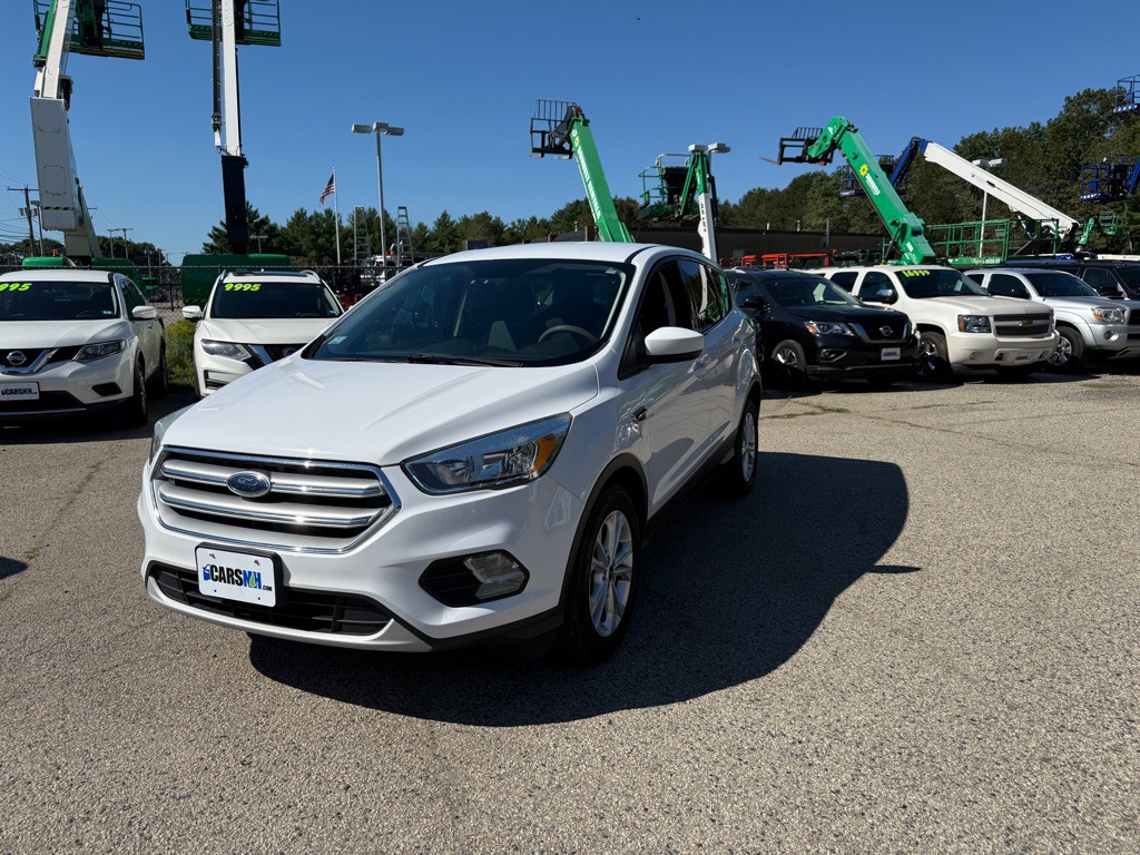 2017 Ford Escape Image 1