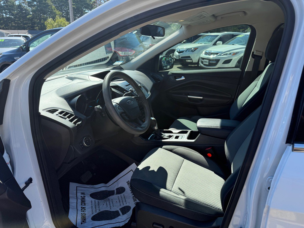 2017 Ford Escape Image 11