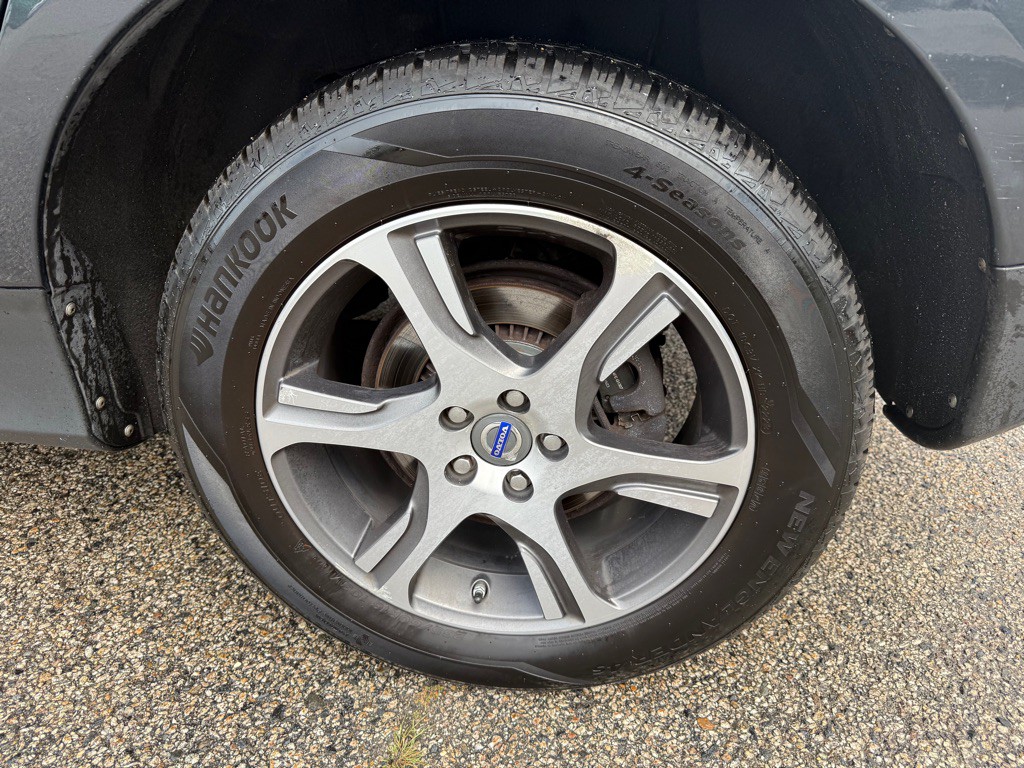 2012 Volvo XC60 Image 8