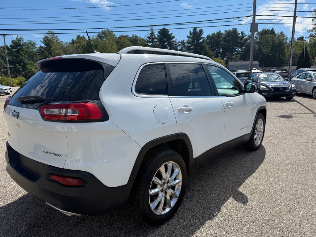 2016 Jeep Cherokee Image 5